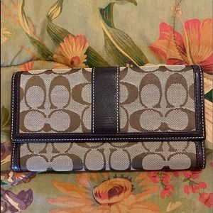 COACH Signature Logo Wallet